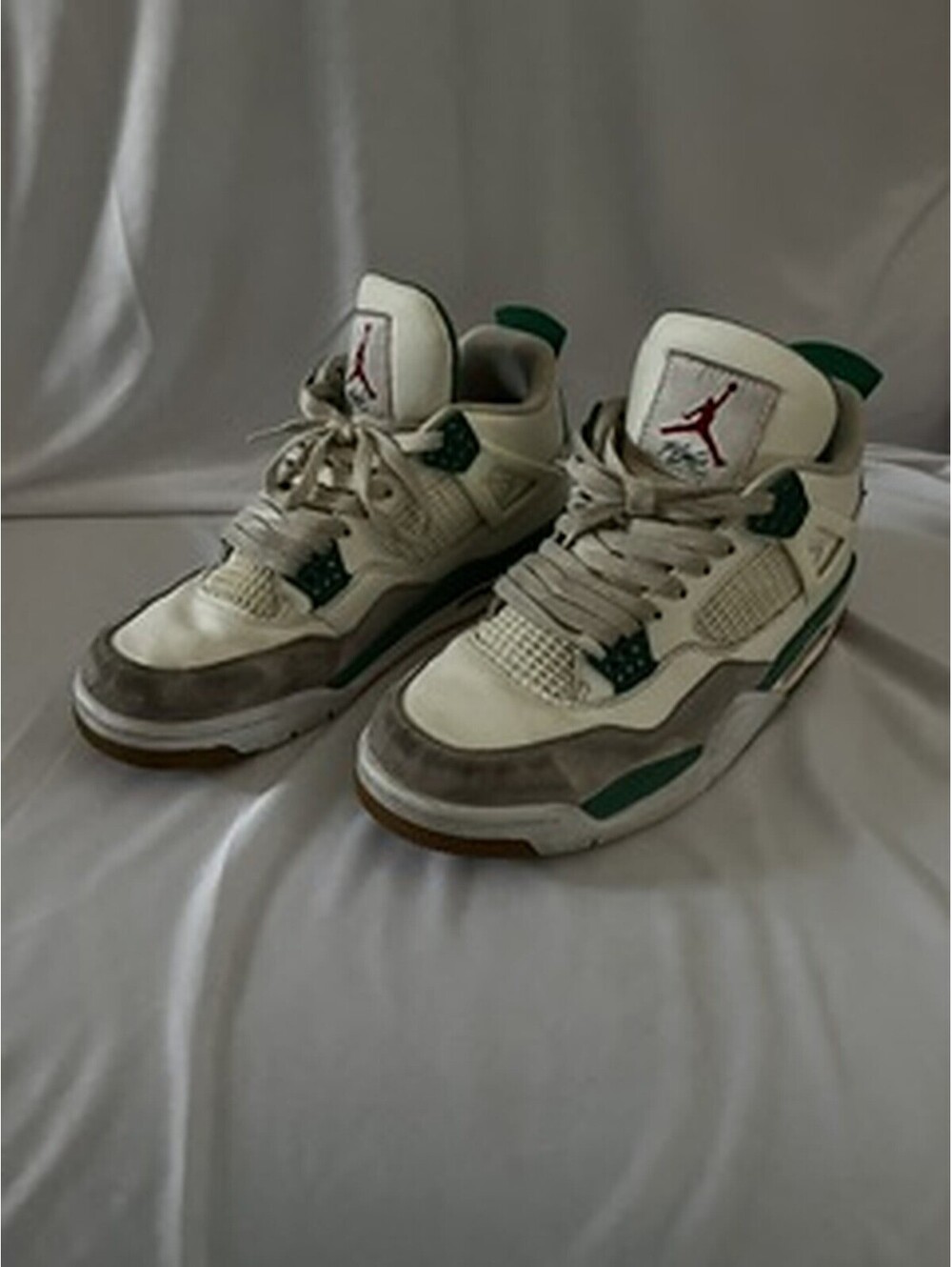 Nike SB x Air Jordan 4 Pine Green Sneakers